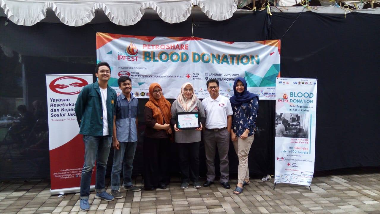 YKDKsj Bersama IPFEST ITB dan PMI Gelar Donor Darah Sukarela